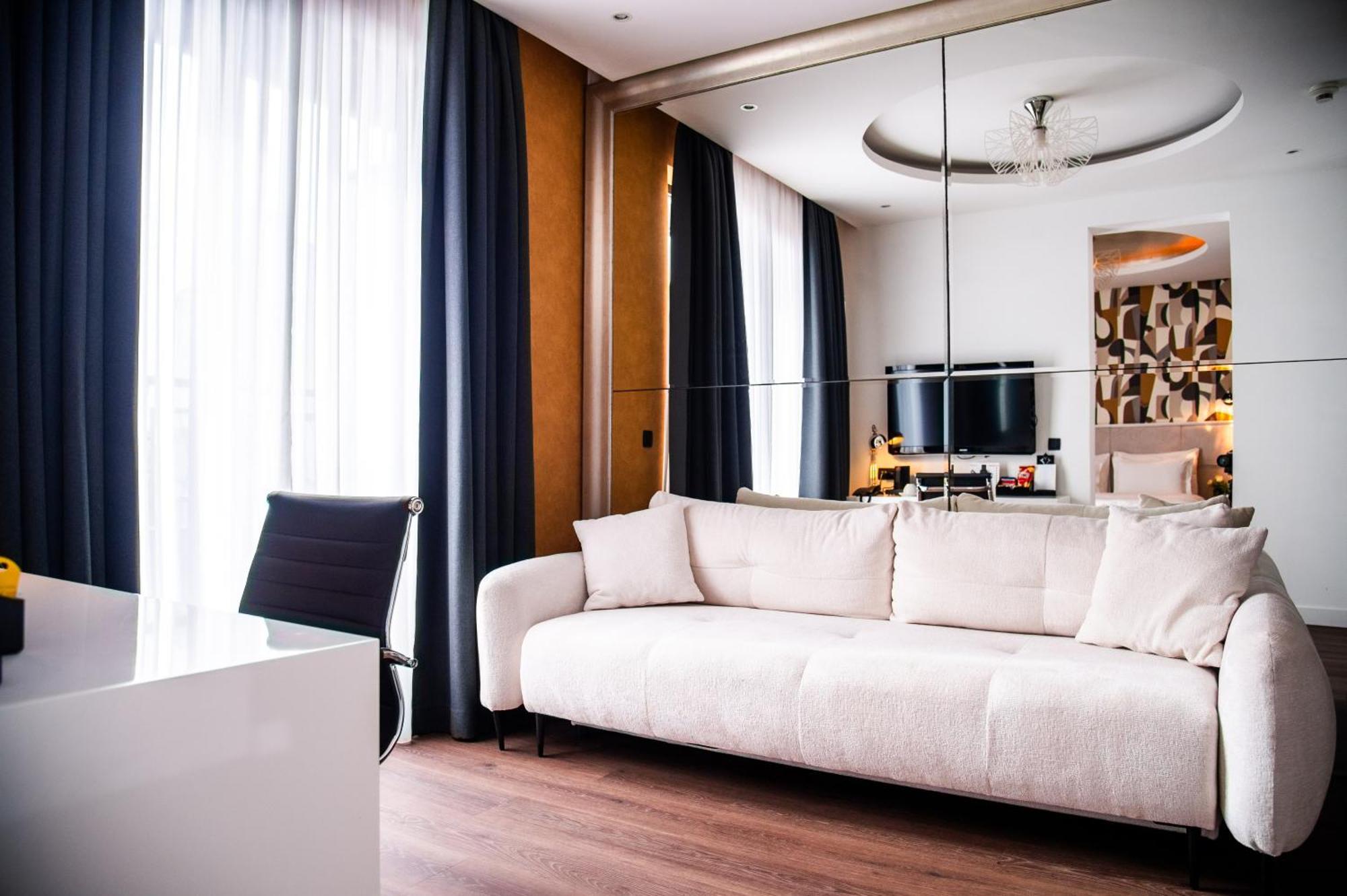Crystal Hotel Belgrado