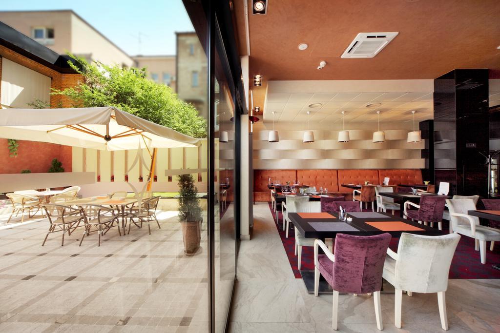 Hotel Crystal 4*